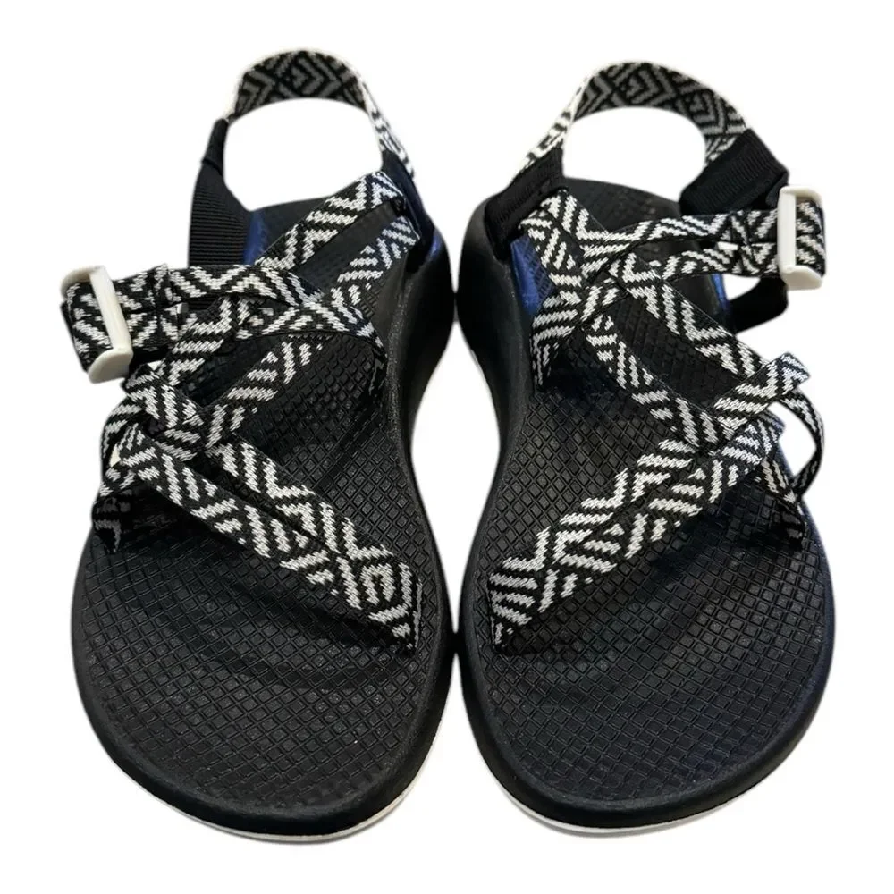 New Chaco Women's ZX/1 Classic Oragami Black Sport Sandals.6